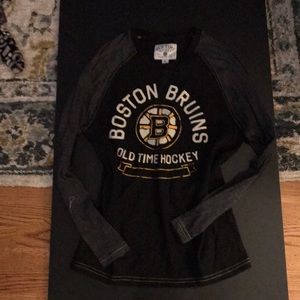 Women size L Old time a hockey raglan